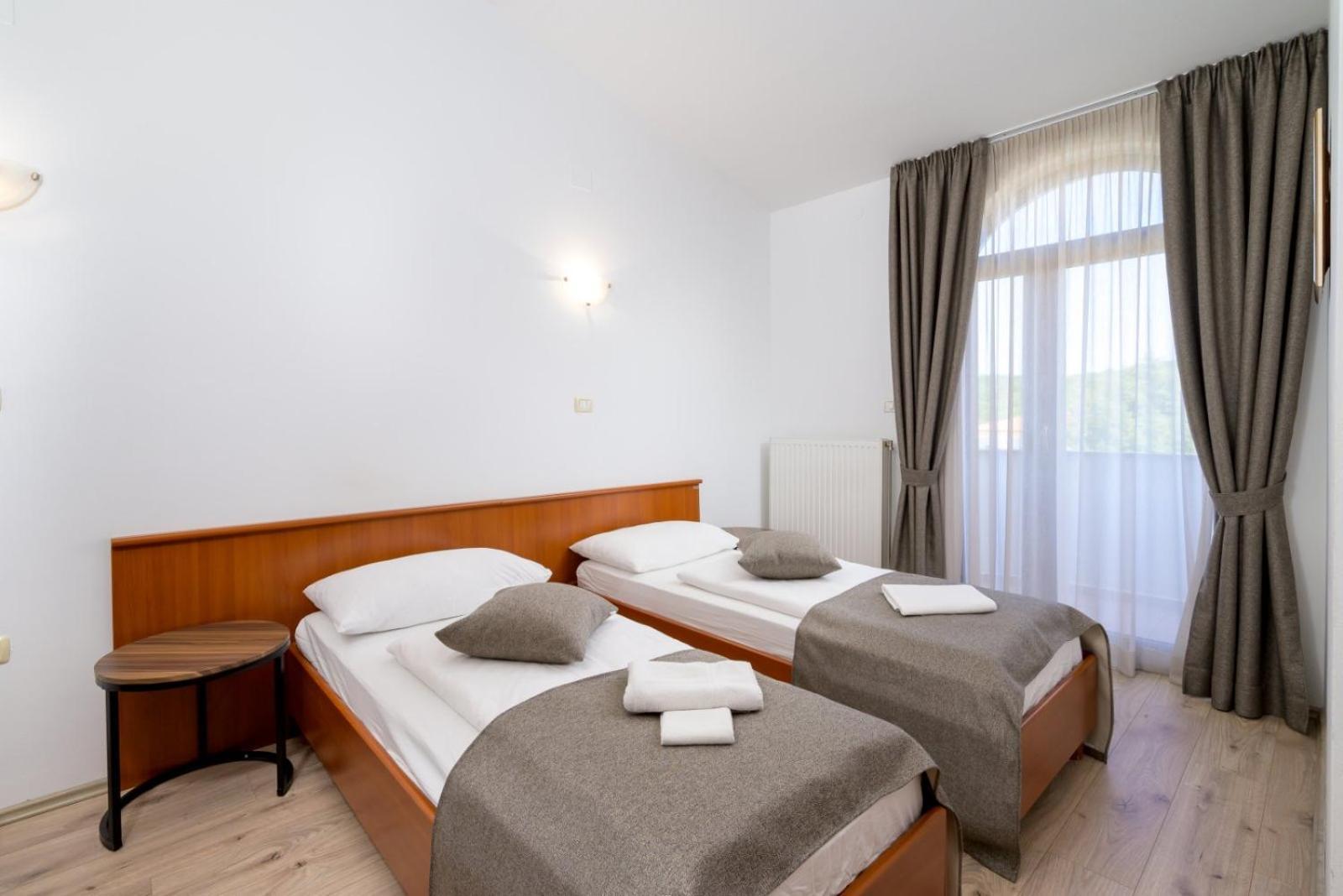 Rooms Luna Sol Krnica Esterno foto