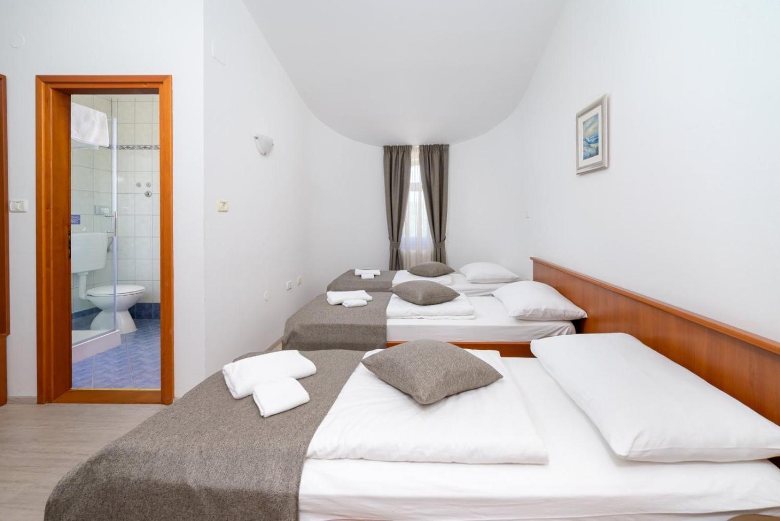 Rooms Luna Sol Krnica Esterno foto